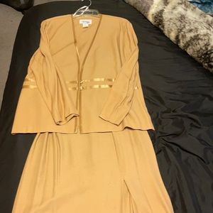 Women’s dress suit